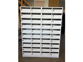 Postfachschrank mit 40 Fächern abschließbar